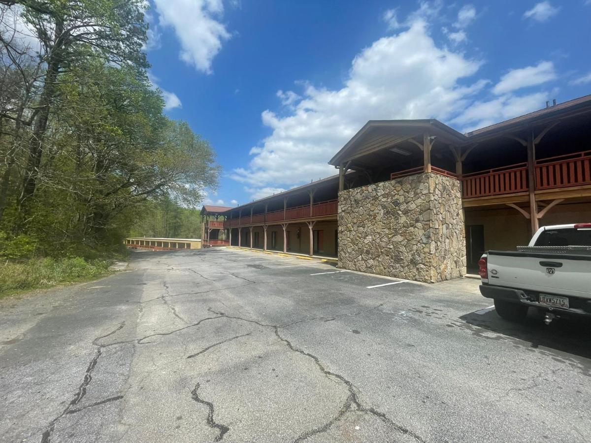 Budgetel Inn&Suites Dillard Eksteriør bilde
