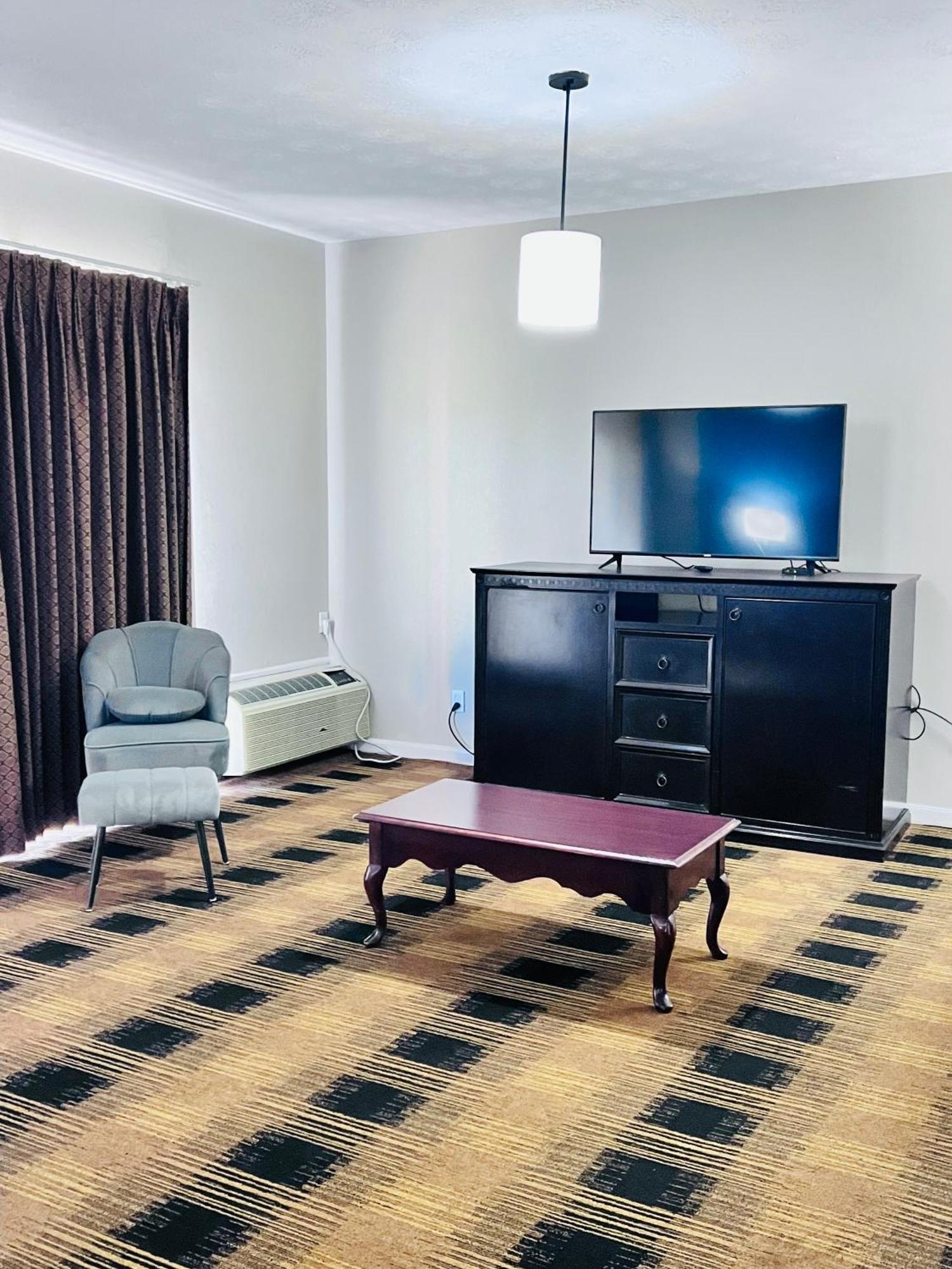 Budgetel Inn&Suites Dillard Eksteriør bilde